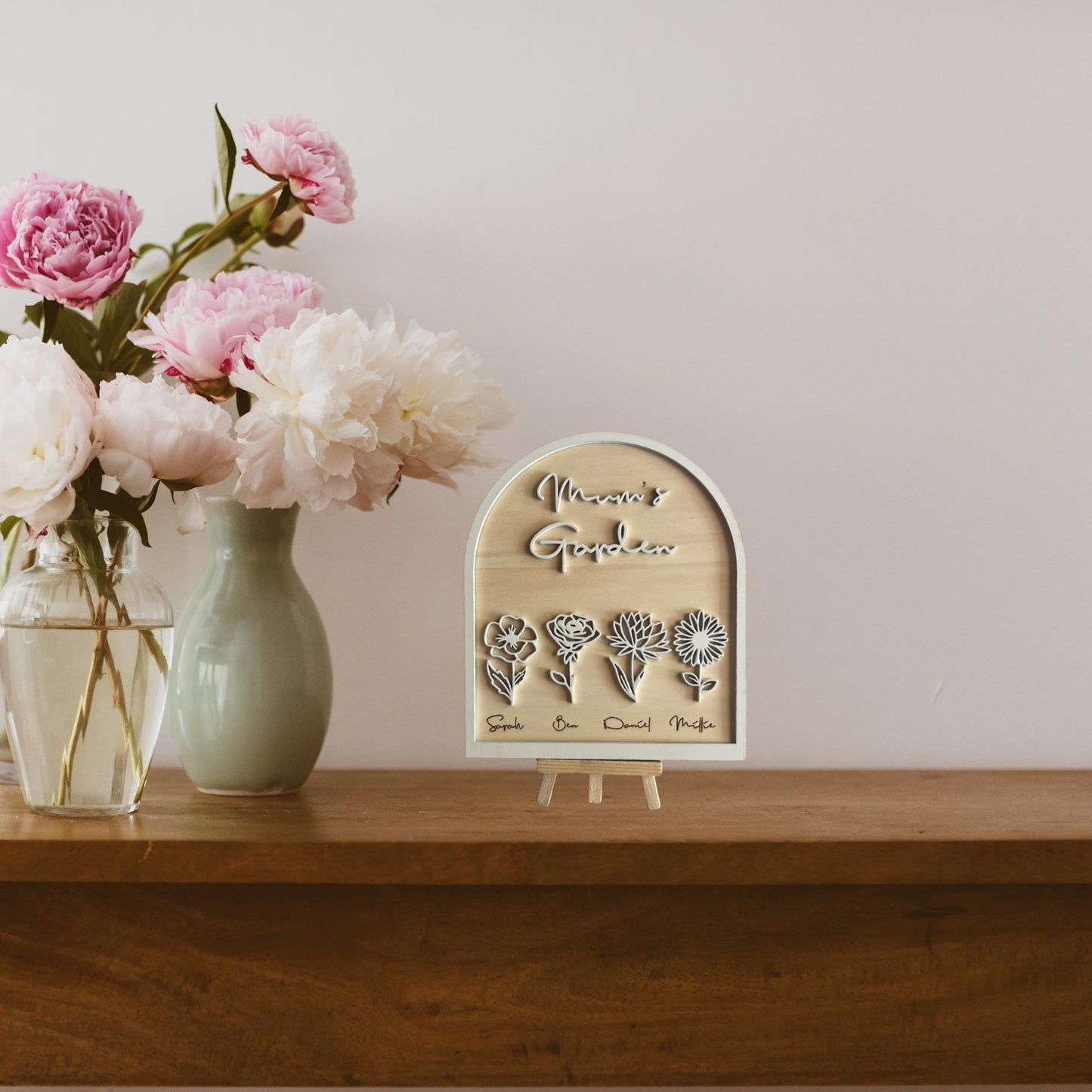 Personalised flower plaque with children's names