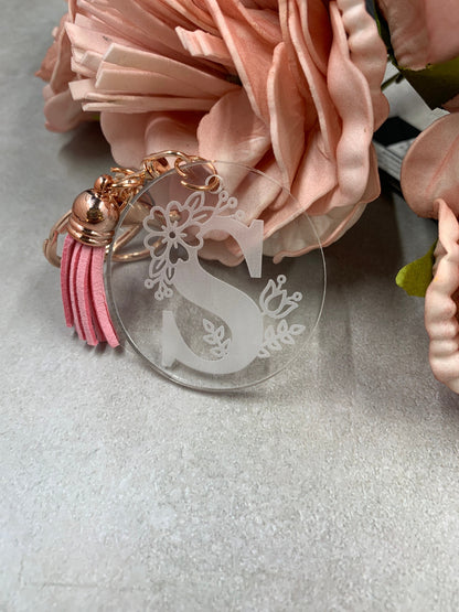 Personalised keyring with floral initial