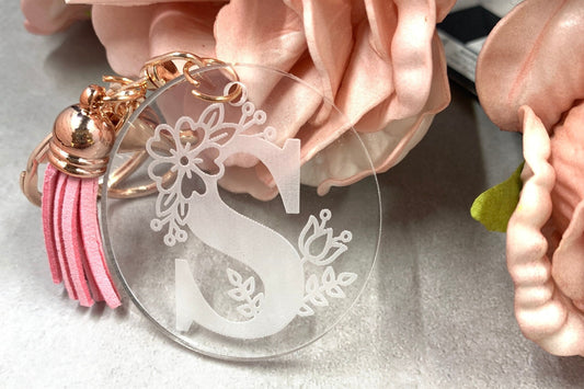 Personalised keyring with floral initial