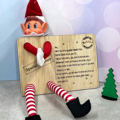 Elf arrival wooden postcard