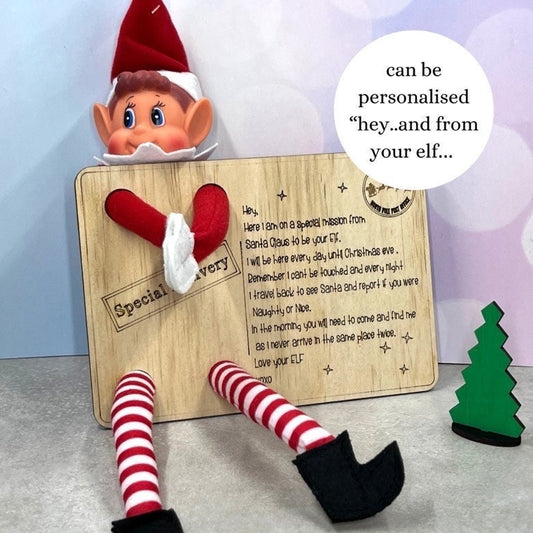 Elf arrival wooden postcard