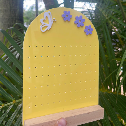 Earring stand with 3d flowers